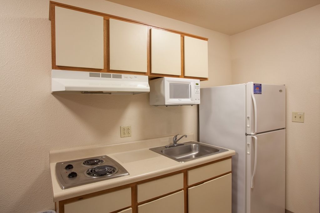 Woodspring Suites Johnson City Room photo